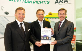 Werner Knausz (Vorstand ARA), Leo Schreiber (Aufsichtsratsvorsitzender der ARA AG), Christoph Scharff (Vorstand ARA) bei der Präsentation der Jahresbilanz 2011. 